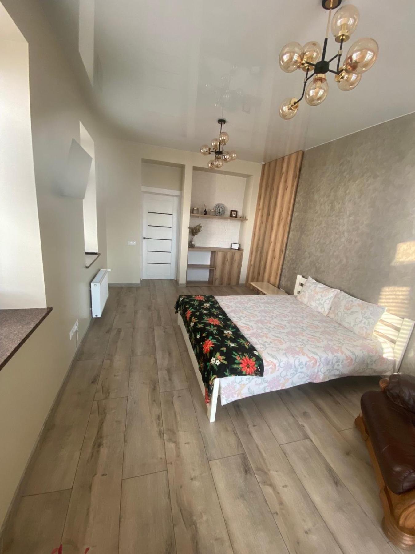 VIP apartment у центрі міста, новобудЖК Театральний,дуже простора Рівне Екстер'єр фото