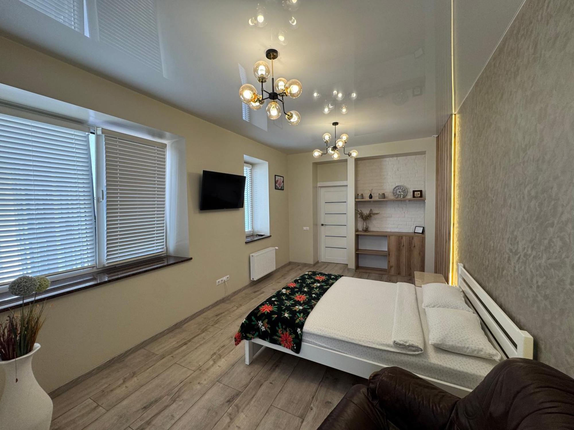 VIP apartment у центрі міста, новобудЖК Театральний,дуже простора Рівне Екстер'єр фото